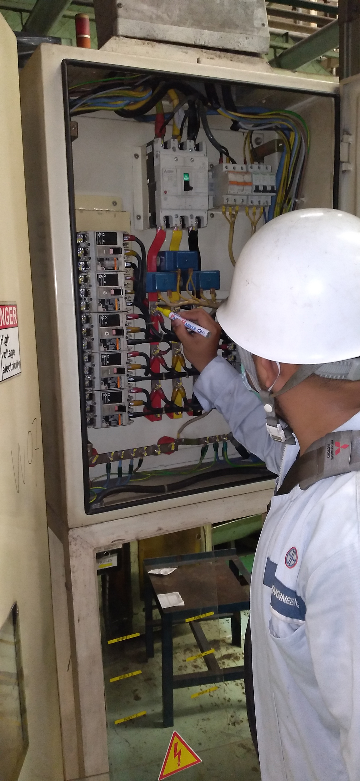 Motor Control Center & Power Panel Maintenance